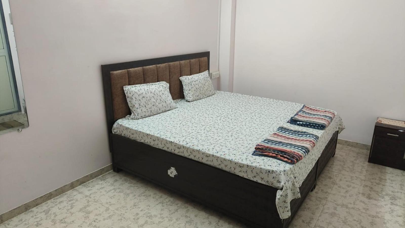Nain Guest House Ujjain Luaran gambar