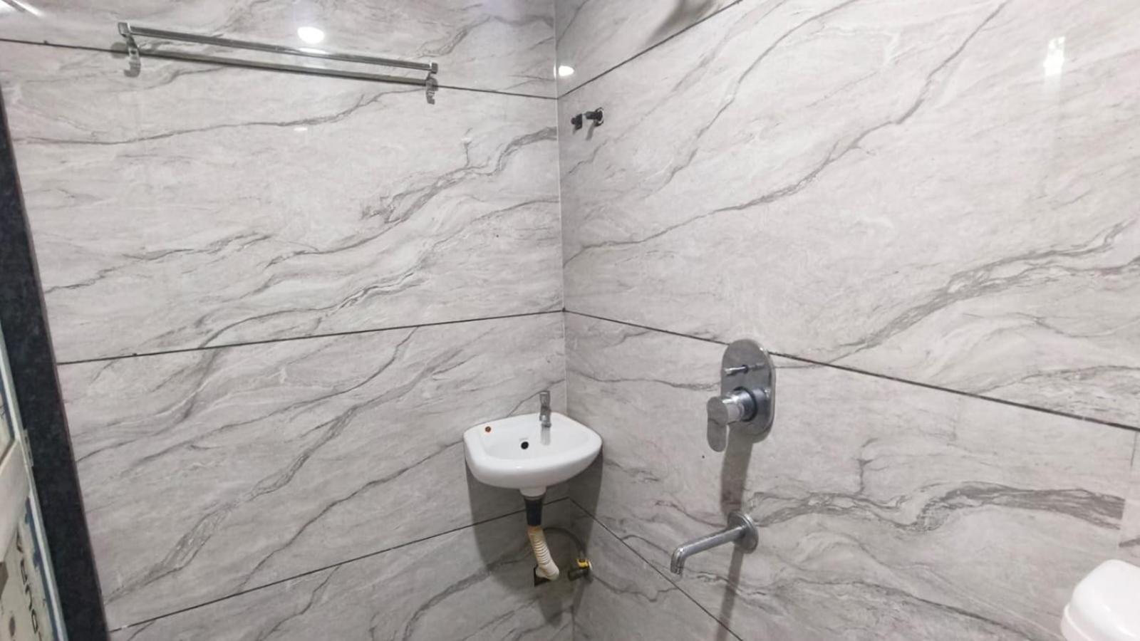 Nain Guest House Ujjain Luaran gambar